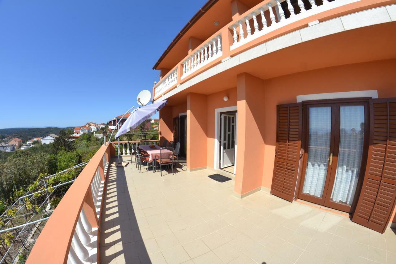 Apartman Jadranka Palit Exteriör bild