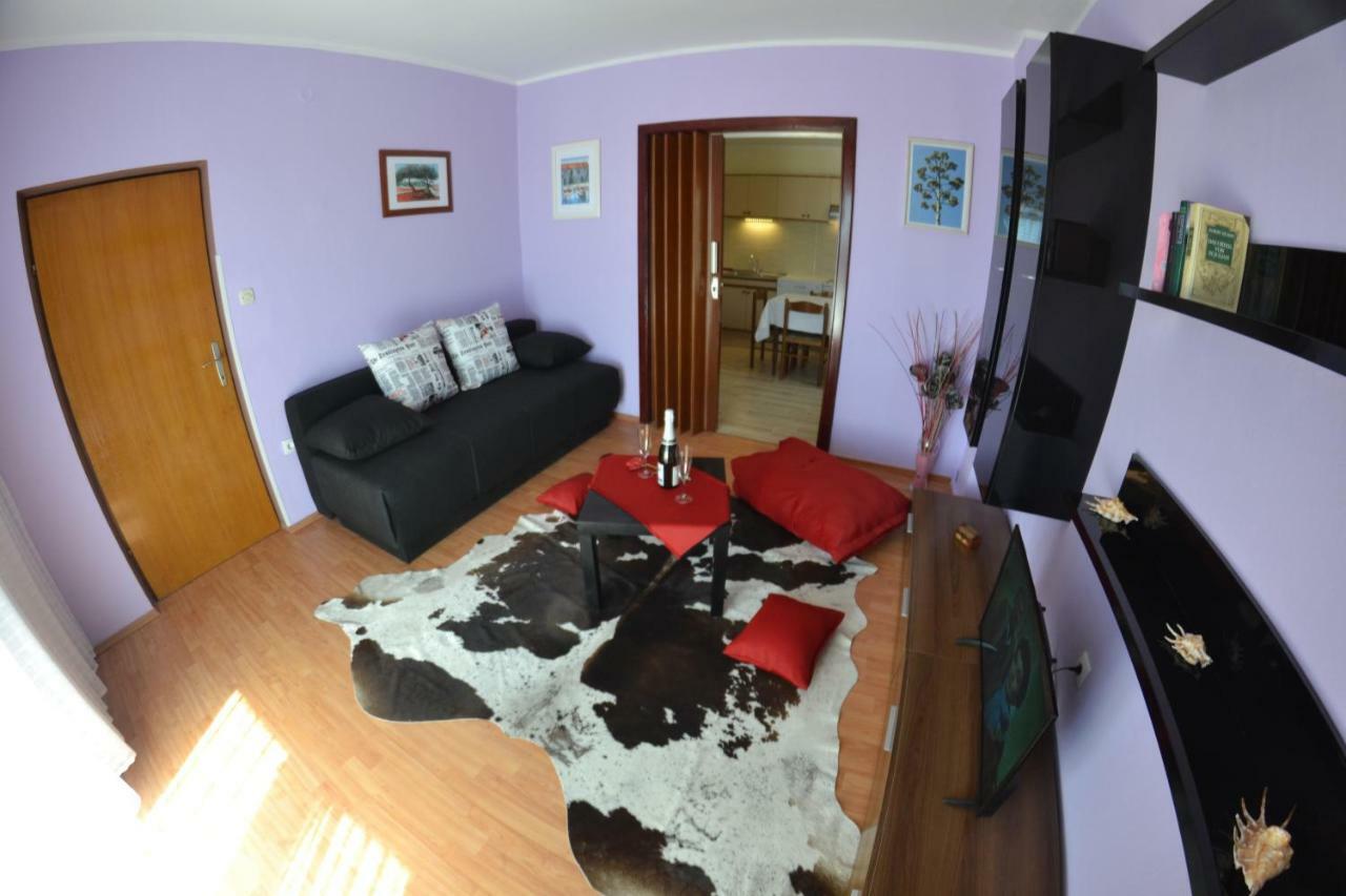 Apartman Jadranka Palit Exteriör bild